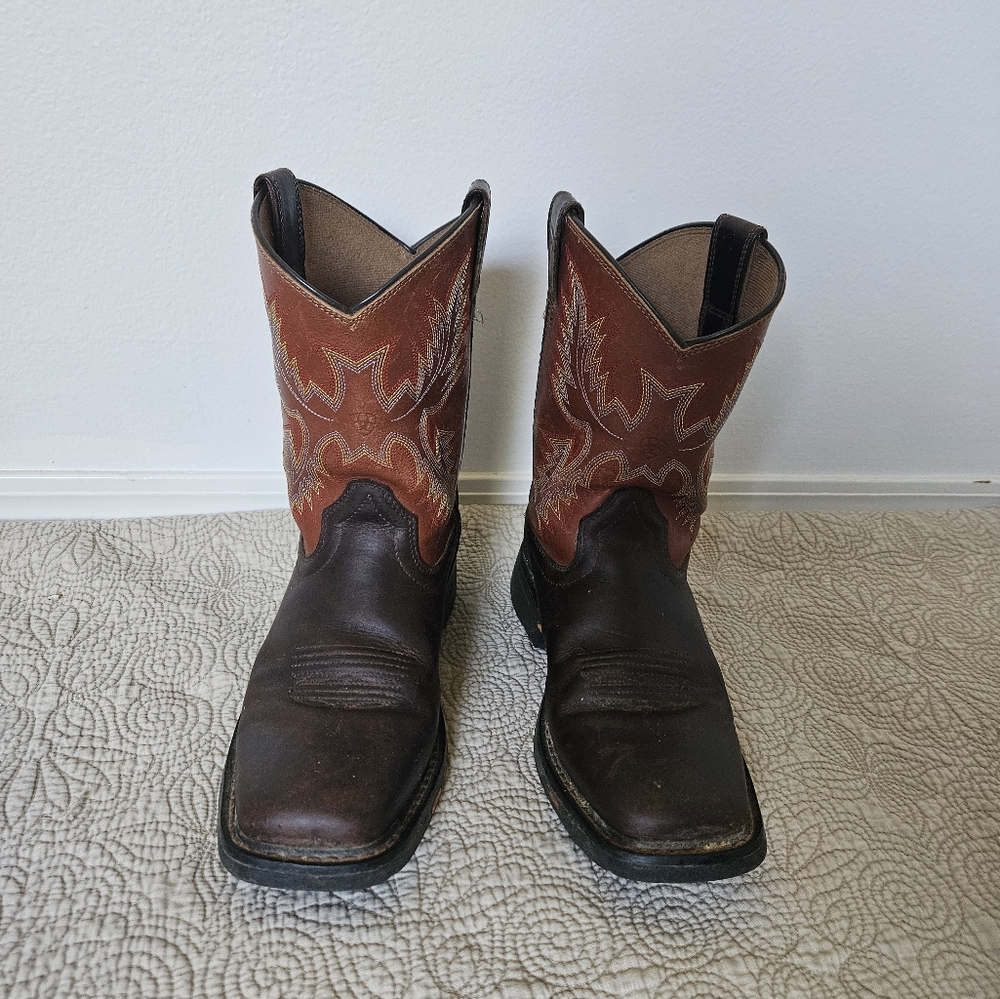 Ariat Men's Western Cowboy Boots Size 5 Dark Orange and Brown Square Toe